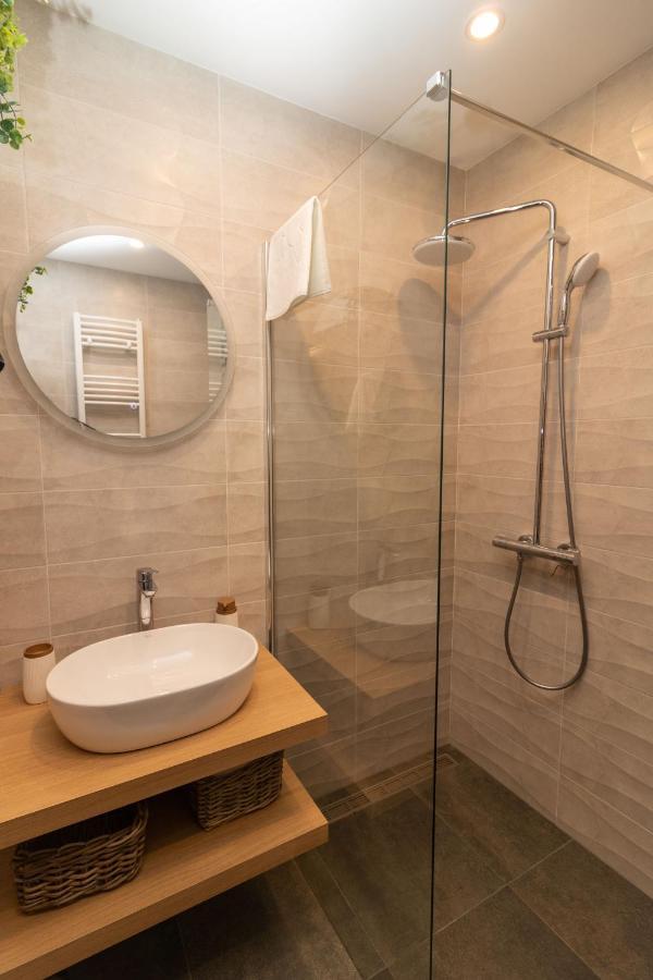 Central Sofia Condo Экстерьер фото