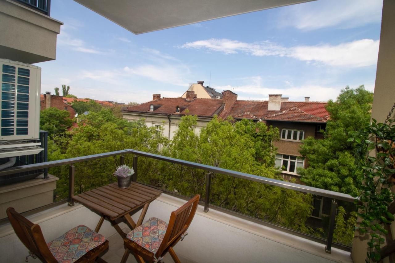 Central Sofia Condo Экстерьер фото